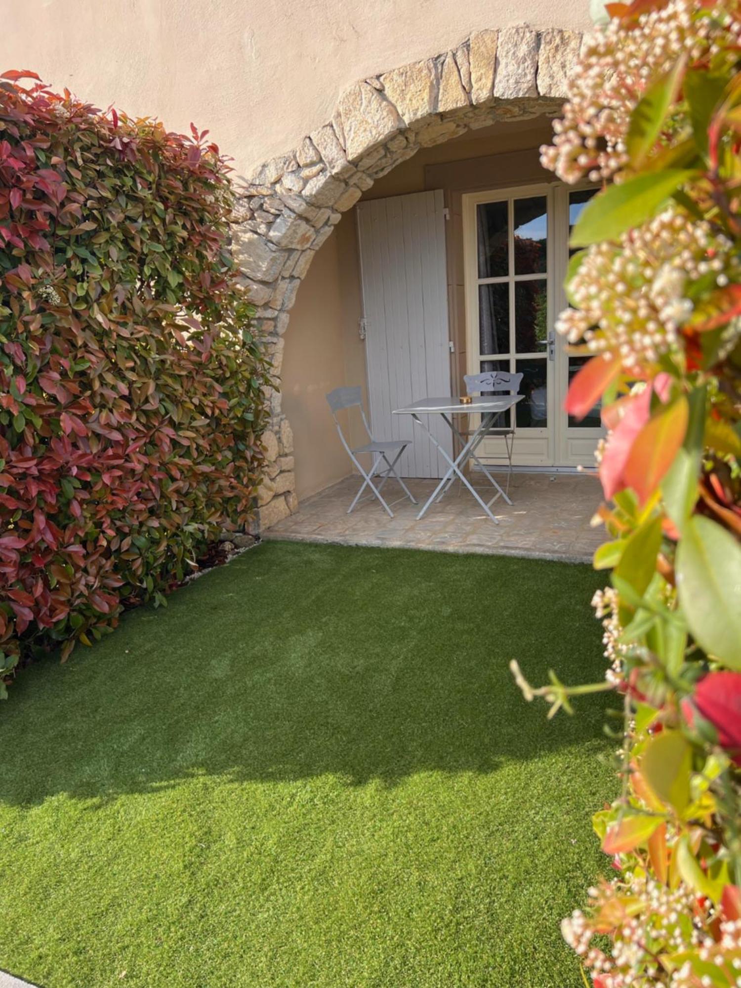 Logis Hotel Restaurant La Bergerie Aragon Kültér fotó