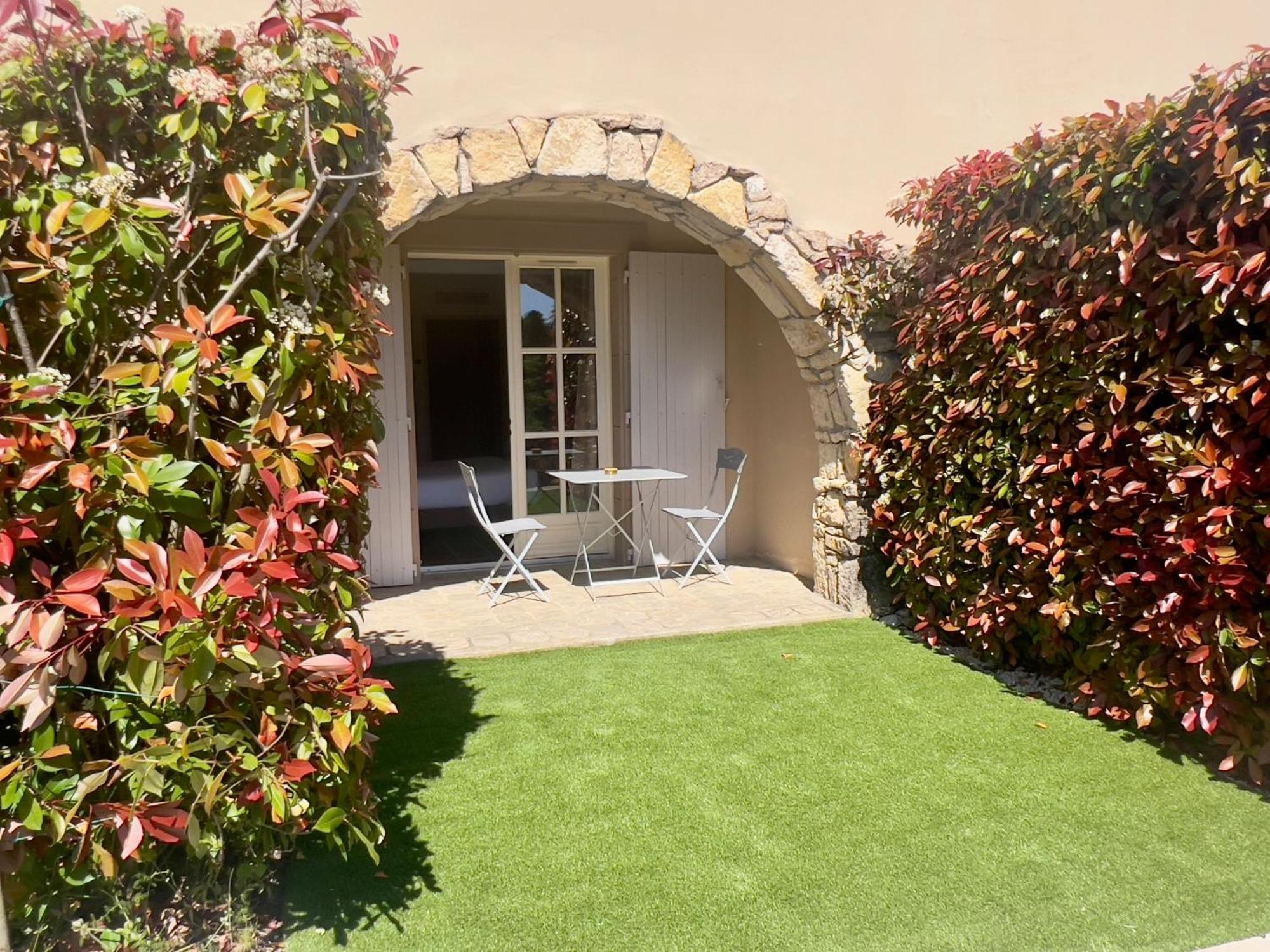 Logis Hotel Restaurant La Bergerie Aragon Kültér fotó